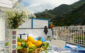 Grecale - Amazing Apartment With Patio And Sea View